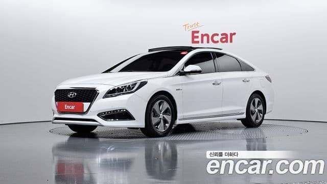 Hyundai LF Sonata гибрид Premium, 2016 1
