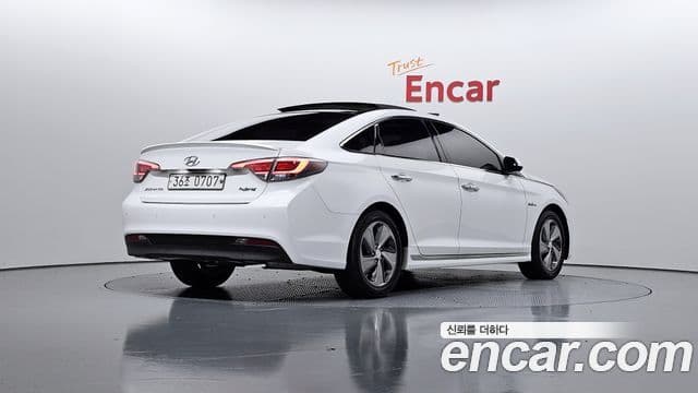 Hyundai LF Sonata гибрид Premium, 2016 2