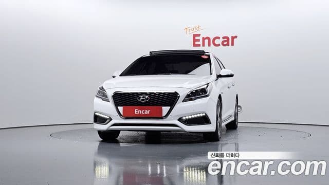 Hyundai LF Sonata гибрид Premium, 2016 3