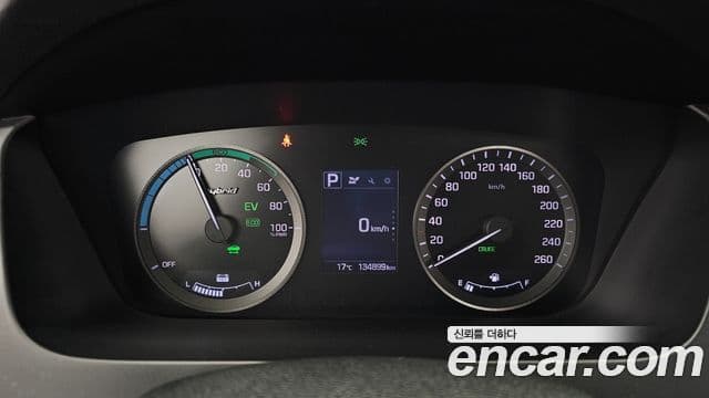 Hyundai LF Sonata гибрид Premium, 2016 8