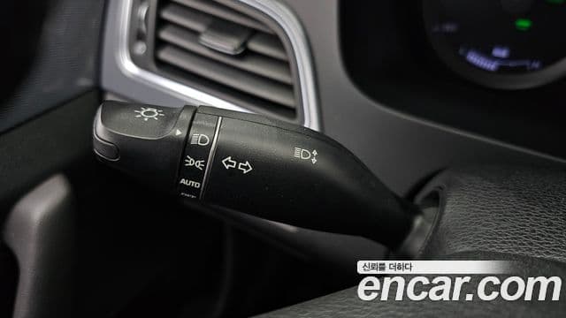 Hyundai LF Sonata гибрид Premium, 2016 18