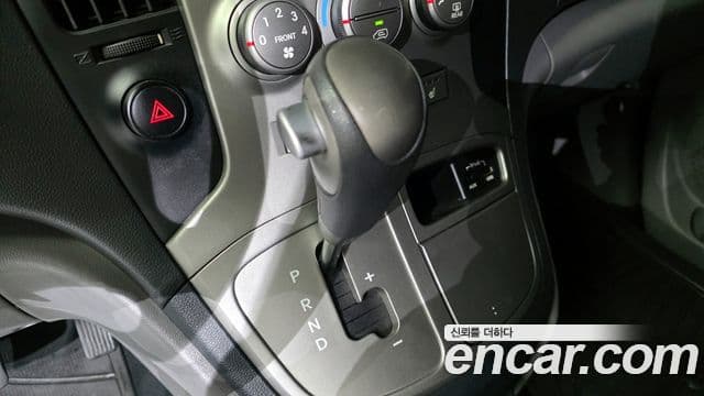 Hyundai Grand Starex CVX Premium, 2012 9