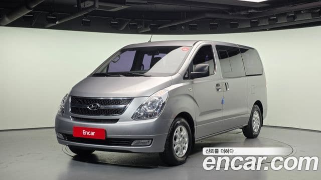 Hyundai Grand Starex CVX Premium, 2015 1