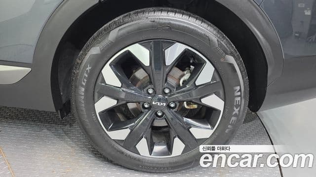 Kia Sportage 5세대 Signature Gravity, 2023 все фото