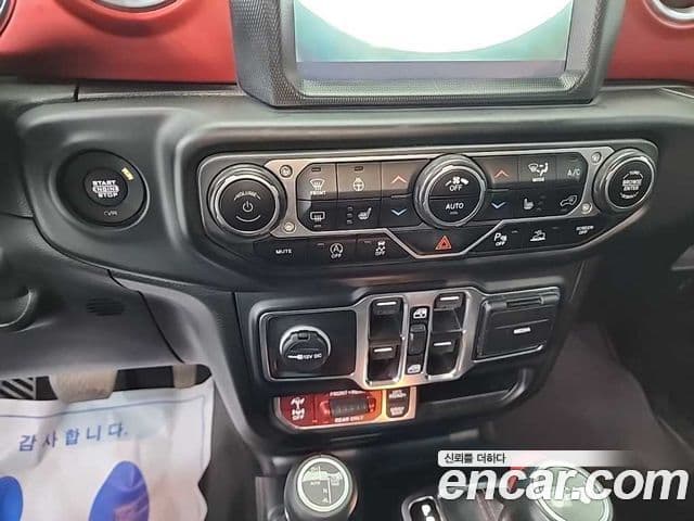 Jeep Wrangler (JL) 2.0 Rubicon 4도어, 2023 10