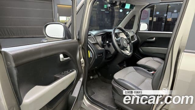 Kia The / новый New Ray Signature, 2021 11