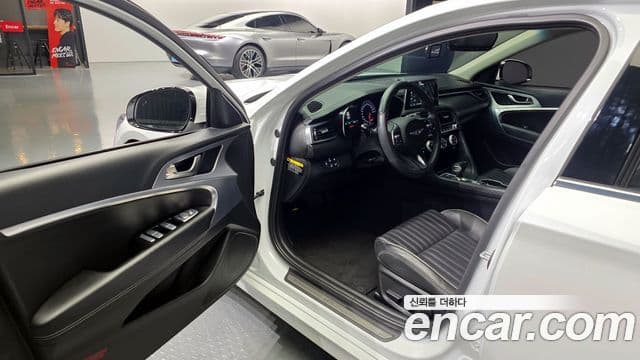 Genesis G70 Elite, 2019 10