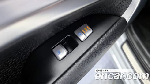 Genesis G70 Elite, 2019 17