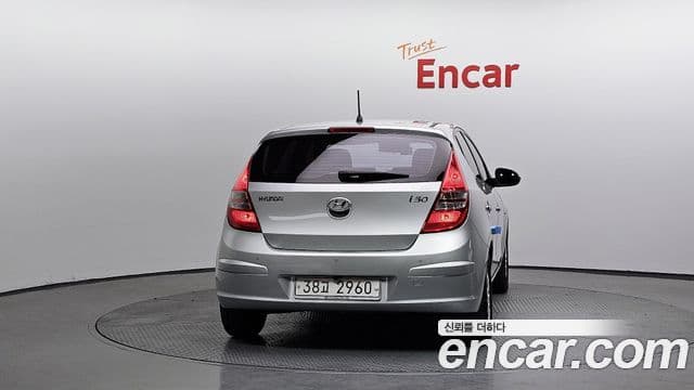 Hyundai i30 Luxury, 2010 4