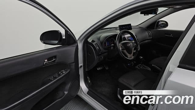 Hyundai i30 Luxury, 2010 10