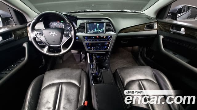 Hyundai LF Sonata Premium, 2016 7