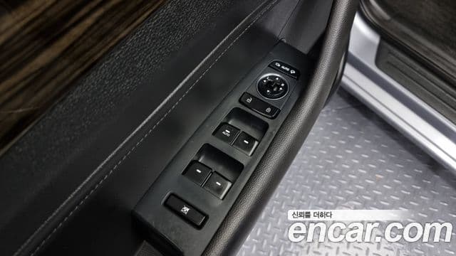 Hyundai LF Sonata Premium, 2016 19