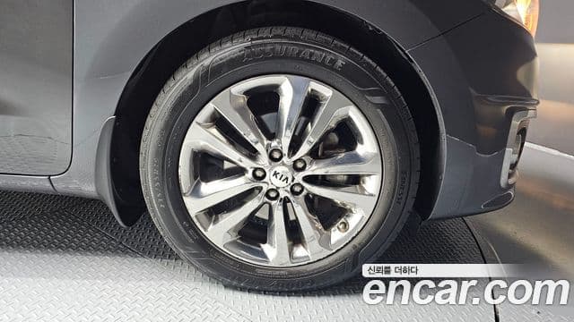 Kia All New Carnival VIP, 2016 все фото