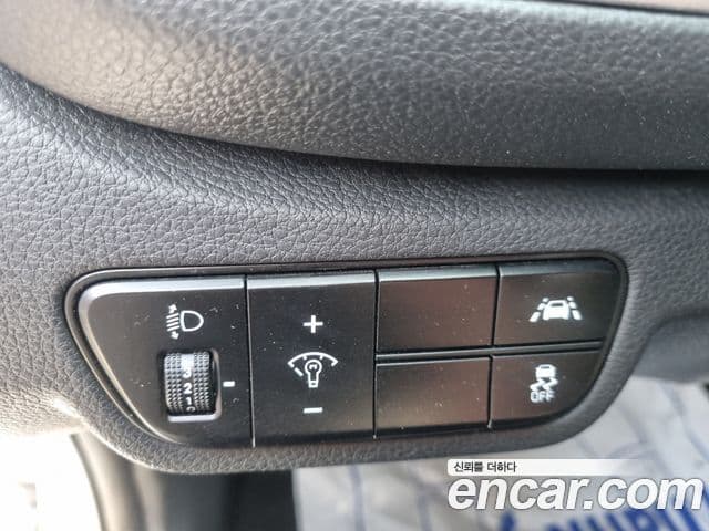 Kia Seltos Trendy, 2022 10