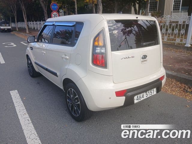 Kia Soul Safety, 2011 4