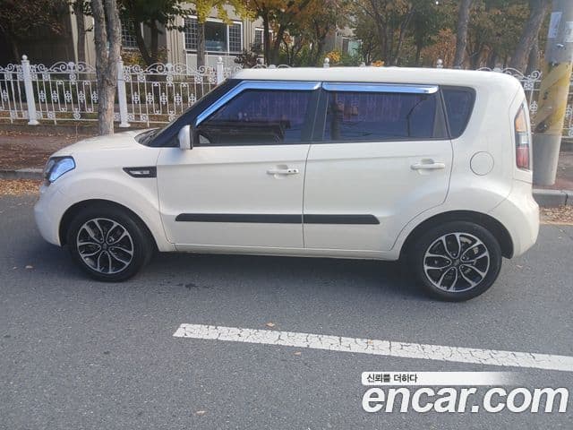 Kia Soul Safety, 2011 6