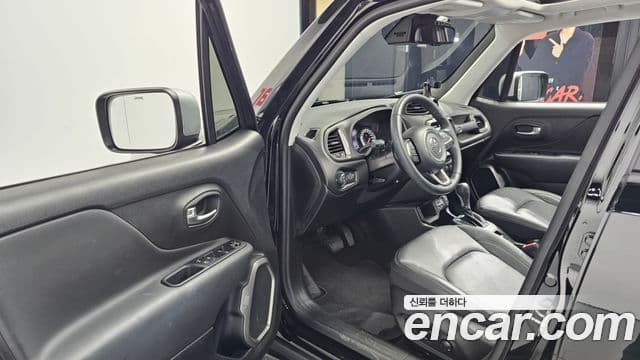 Jeep Renegade 1.3 Limited, 2022 10