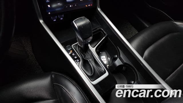 KG모빌리티(SsangYong) Torres T7, 2023 9