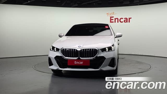 BMW 5시리즈 (G60) 530i xDrive M Sport, 2024 3