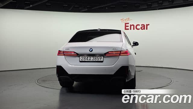 BMW 5시리즈 (G60) 530i xDrive M Sport, 2024 4