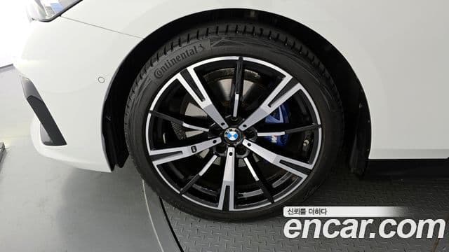 BMW 5시리즈 (G60) 530i xDrive M Sport, 2024 все фото