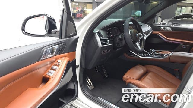 BMW X7 (G07) xDrive 40i M Sport 6인승, 2021 11