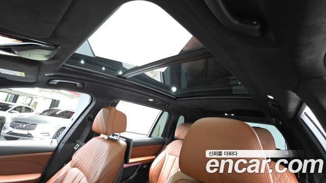 BMW X7 (G07) xDrive 40i M Sport 6인승, 2021 17