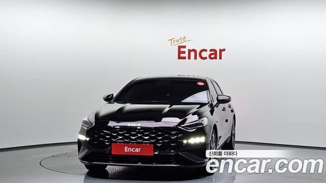 Kia K8 гибрид Signature, 2023 3