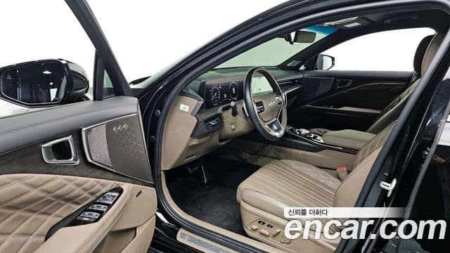 Kia K8 гибрид Signature, 2023 11