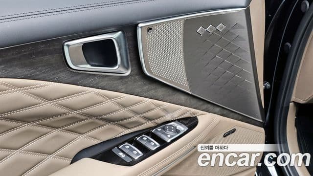 Kia K8 гибрид Signature, 2023 14