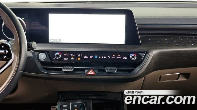 Kia K8 гибрид Signature, 2023 16