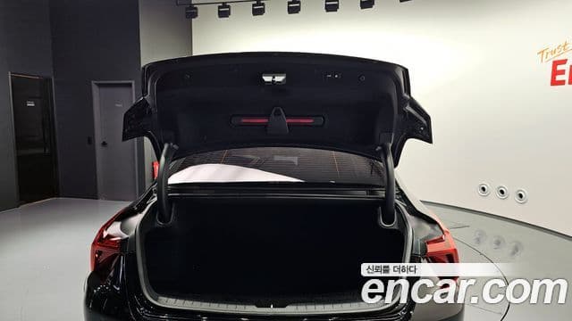 Kia K8 гибрид Signature, 2023 20