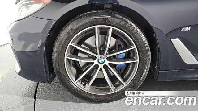 BMW 5시리즈 (G30) 520i M Sport, 2022 все фото