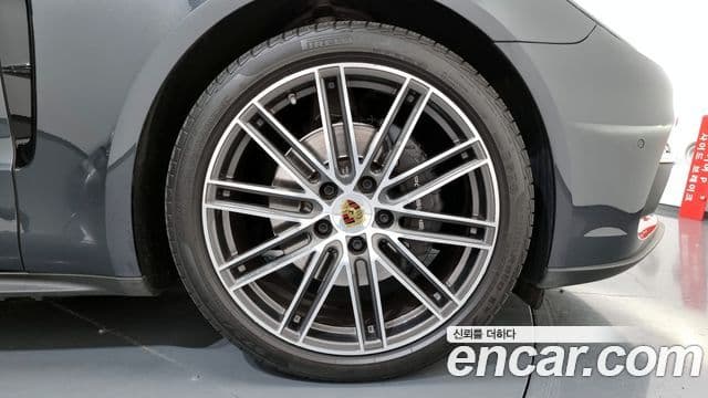 Porsche Panamera (971), 2018 все фото