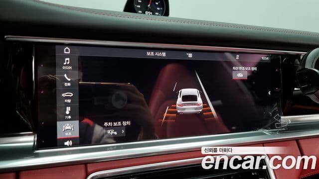 Porsche Panamera (971), 2018 16