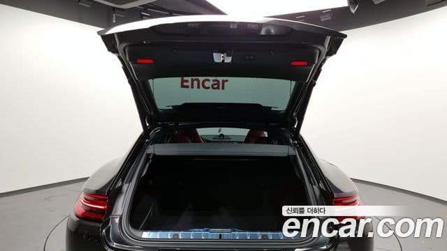 Porsche Panamera (971), 2018 20