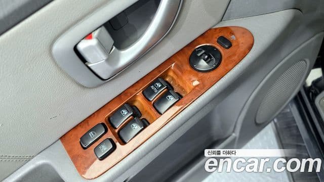 Hyundai 테라칸 люксовая версия, 2004 14