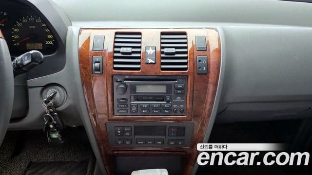 Hyundai 테라칸 люксовая версия, 2004 19