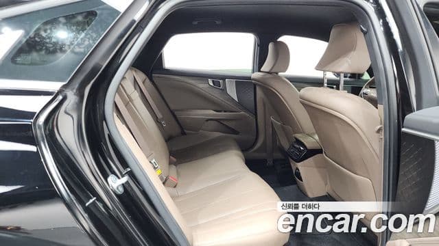 Kia K8 гибрид Noblesse Light, 2022 12