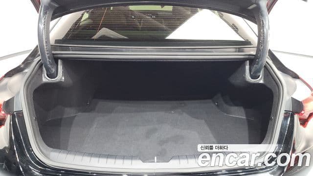 Kia K8 гибрид Noblesse Light, 2022 20