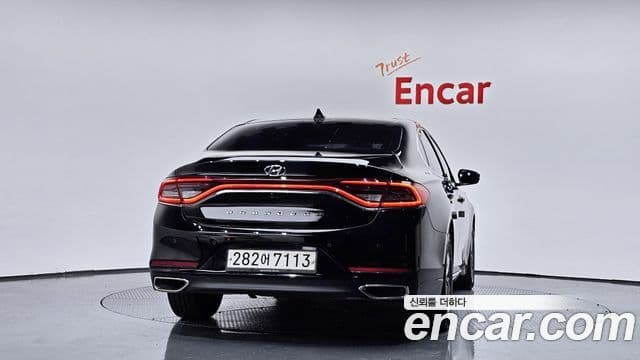 Hyundai Grandeur IG 3.0 LPi Modern Basic (арендный автомобиль), 2018 4