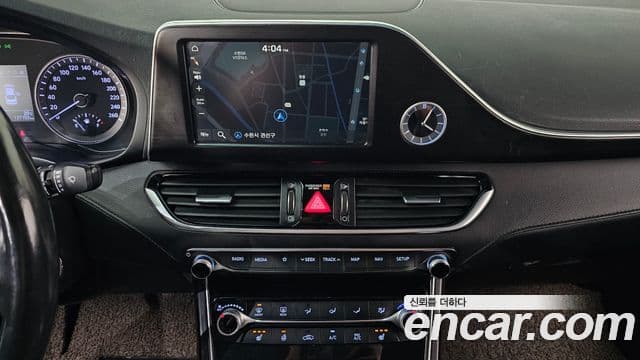 Hyundai Grandeur IG 3.0 LPi Modern Basic (арендный автомобиль), 2018 15