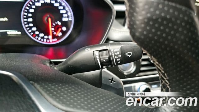 Genesis G70 Sport пакет, 2019 18