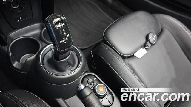 Mini Cooper кабриолет 3세대, 2021 9