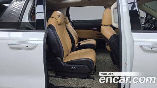 Kia Carnival 4세대 Signature, 2023 12