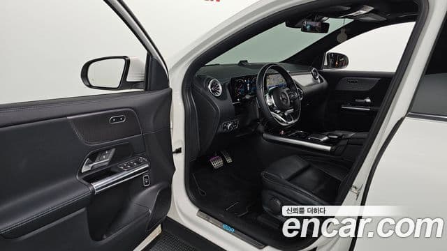 Mercedes-Benz EQA H243 EQA250 AMG пакет Plus, 2022 11