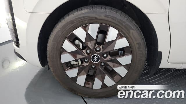 Hyundai Staria Inspiration, 2022 все фото