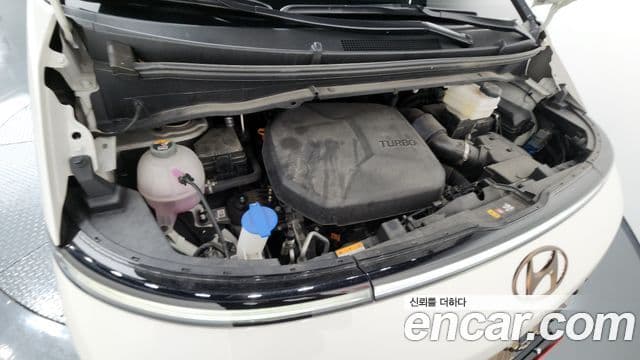 Hyundai Staria Inspiration, 2022 6