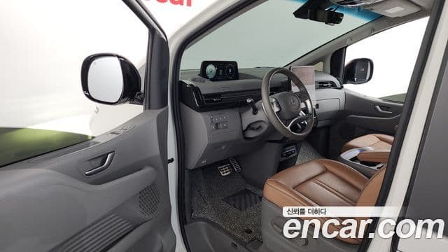 Hyundai Staria Inspiration, 2022 10