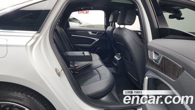 Audi A6 (C8) Premium, 2022 12